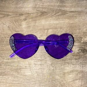 Purple Heart Frame Sunglasses